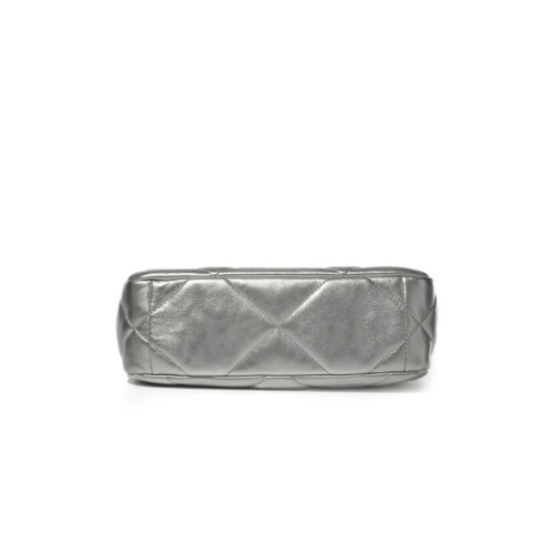 CHANEL 19 Flap Bag Lamb (Silver)